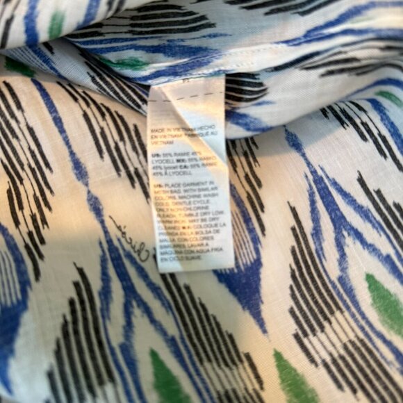 Chicos Womens Top Blouse runched sleeve White Blue Black Size 12 - Picture 4 of 7